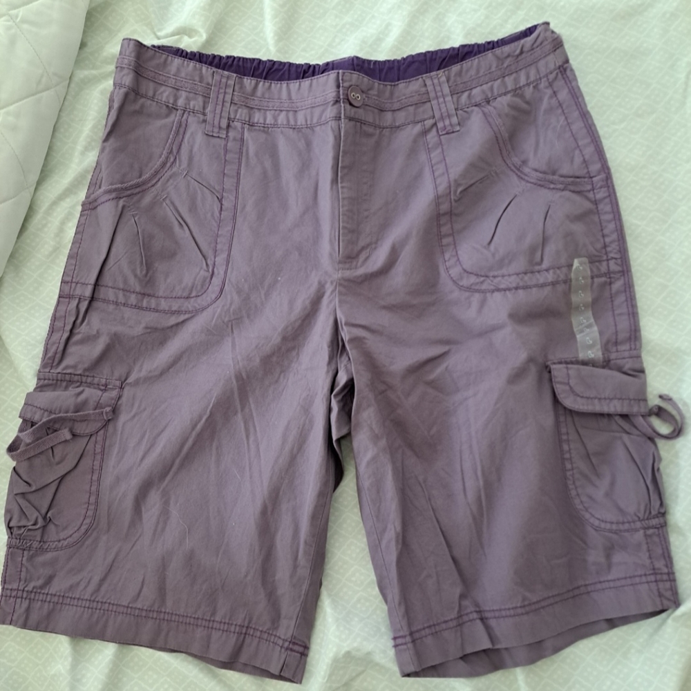 SJB Active shorts size Large,  new